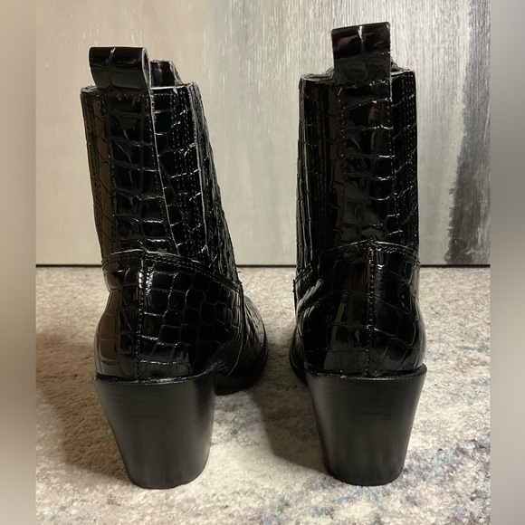 AQUA Star Croc-Embossed Ankle Boots in Black - Size 8.5 (NWOB) - Picture 5 of 12